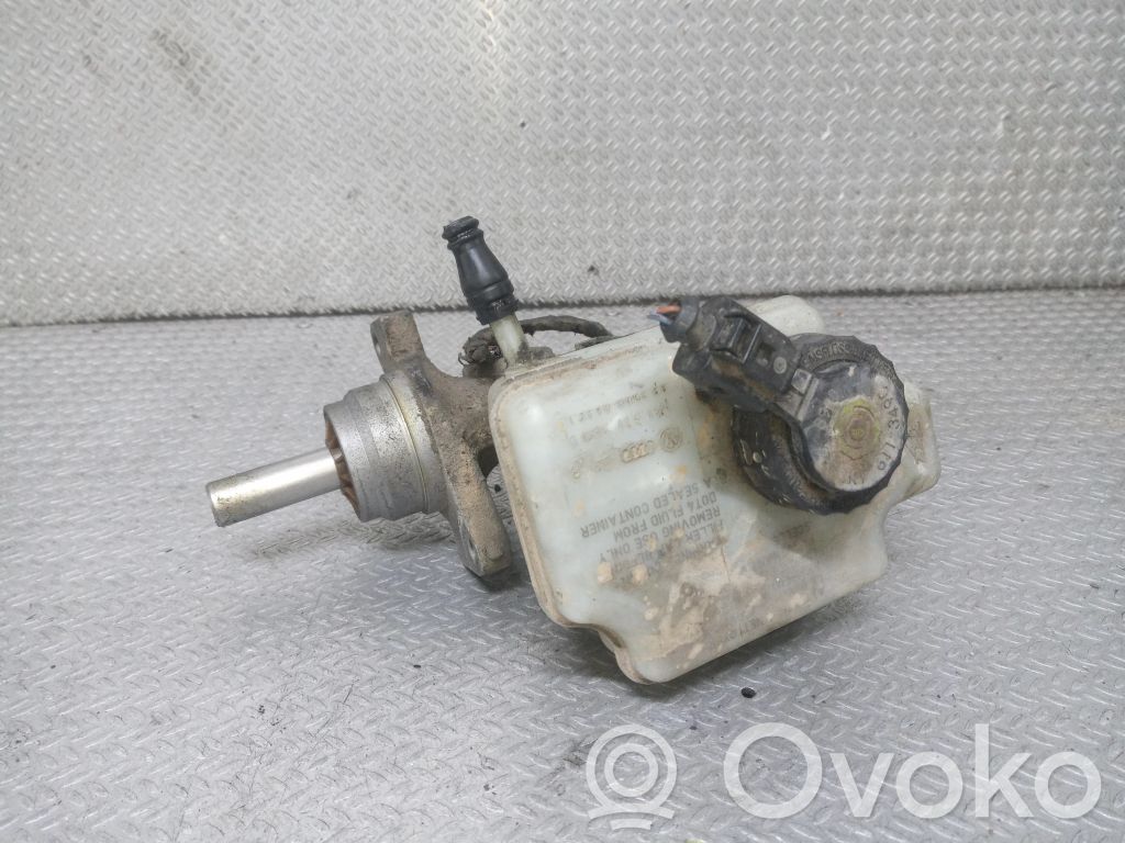 Główny cylinder hamulca   1K1611301D
