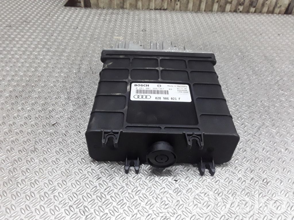 Audi A4 S4 B5 8D Engine control unit/module 