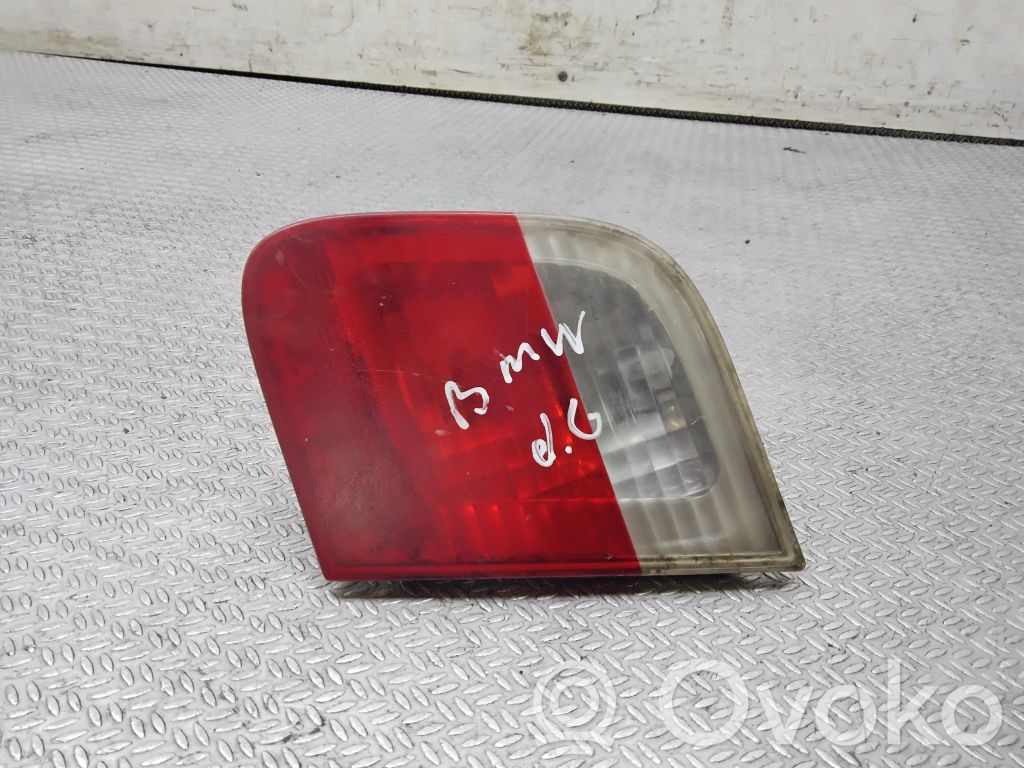 BMW 3 E46 Tailgate rear/tail lights 