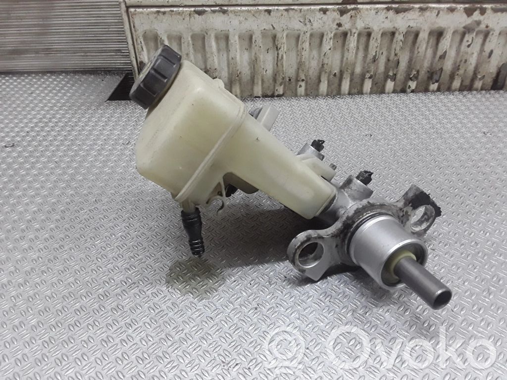 Główny cylinder hamulca   32067069