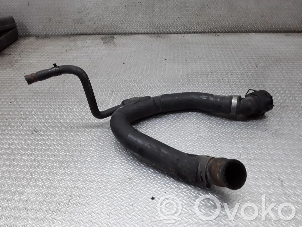 Audi A4 S4 B5 8D Engine coolant pipe/hose 