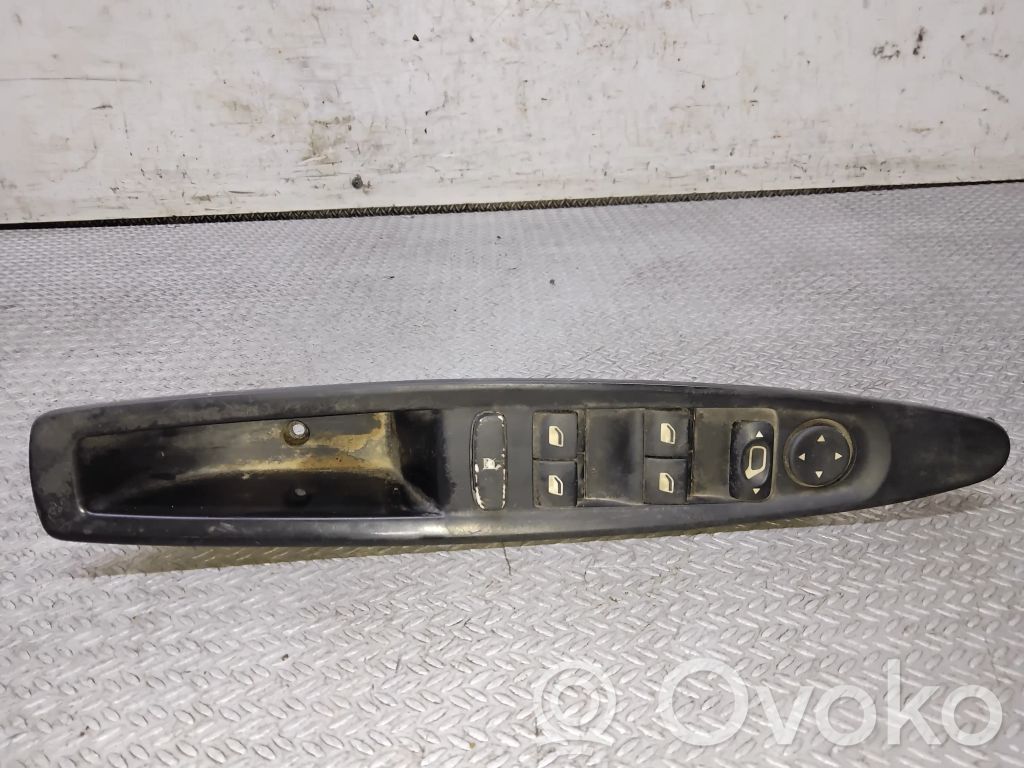 Electric window control switch   9651464577