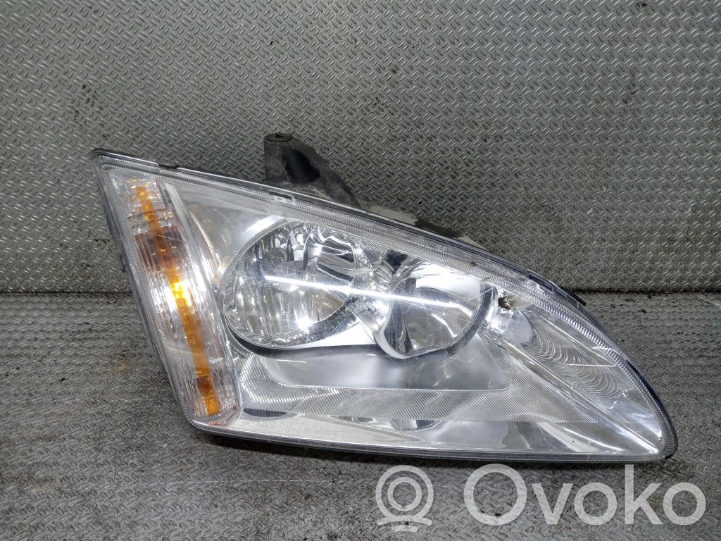Ford Focus Headlight/headlamp 