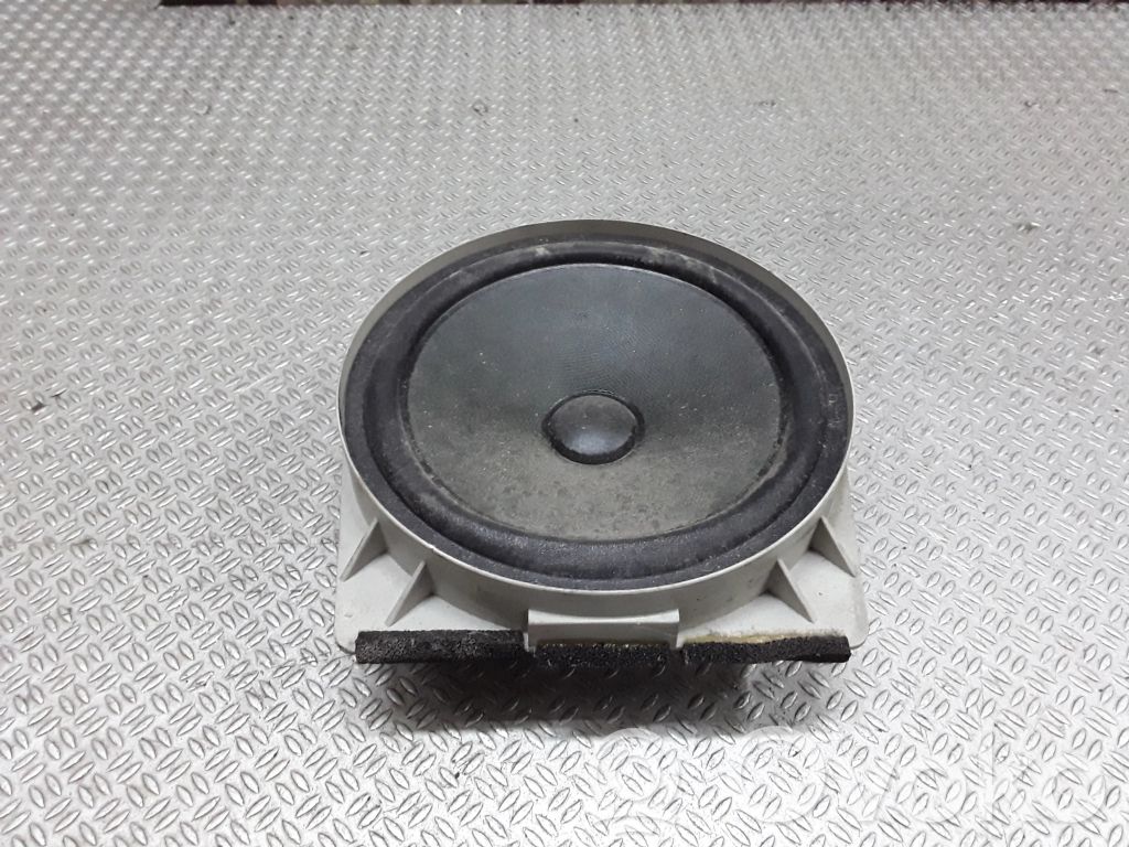 Honda FR-V Etuoven kaiutin 