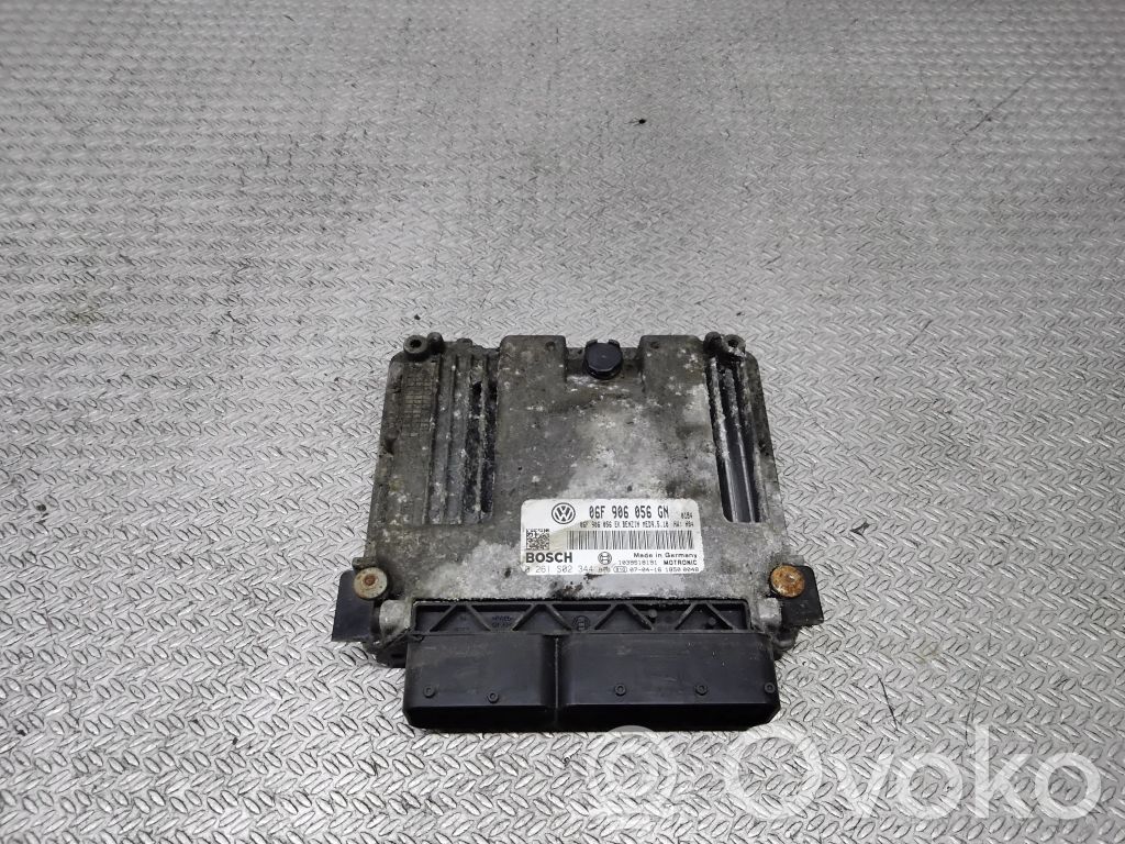 Volkswagen PASSAT B6 Unidad de control/módulo del motor 