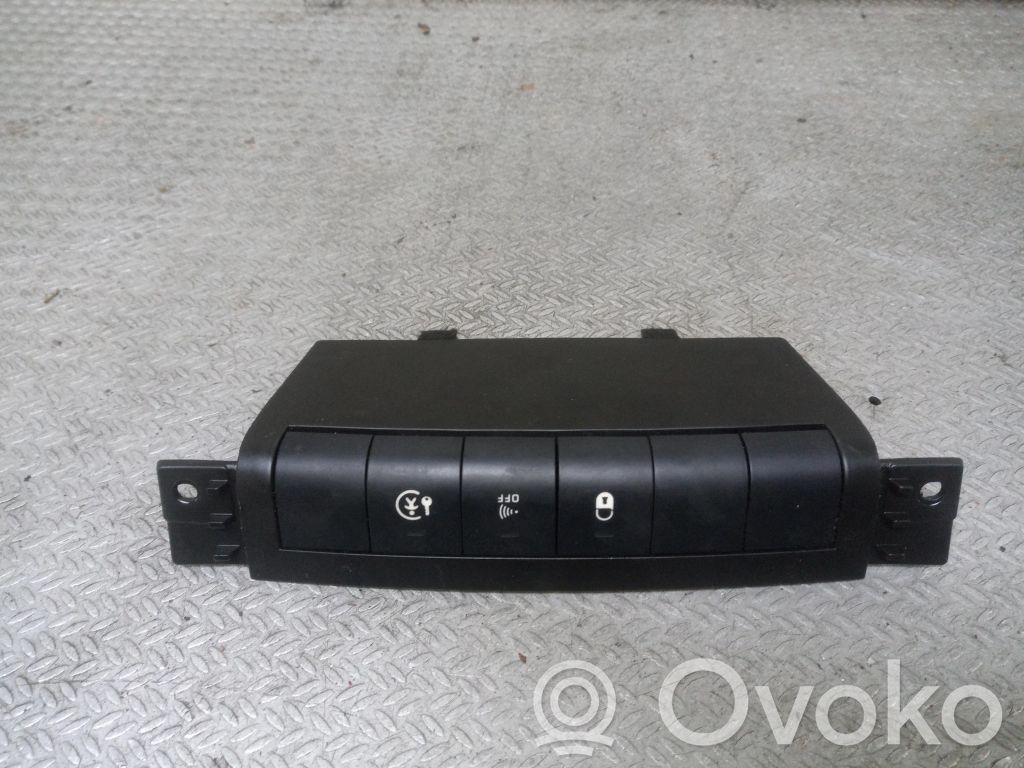 Peugeot 207 Central locking switch button 