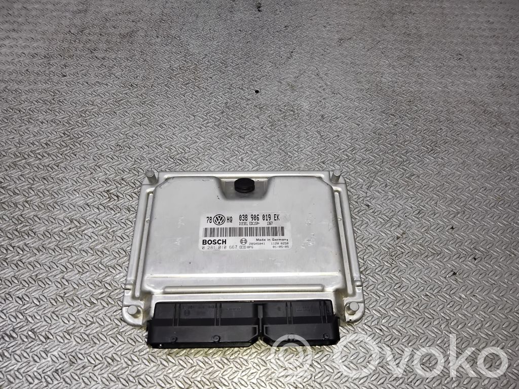 Unidad de control/módulo del motor   038906019EK