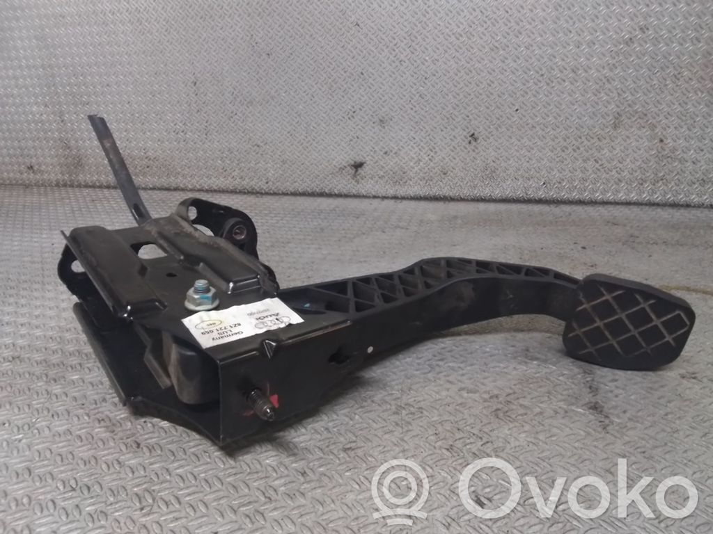 Audi A2 Sankabos pedalas 