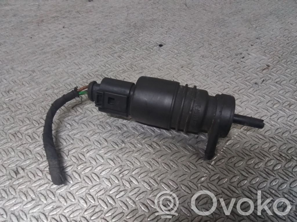 Audi A2 Windscreen/windshield washer pump 