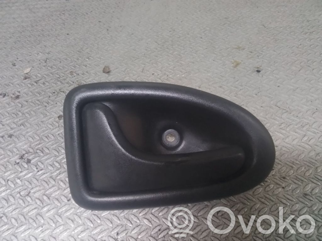Renault Thalia II Front door interior handle 