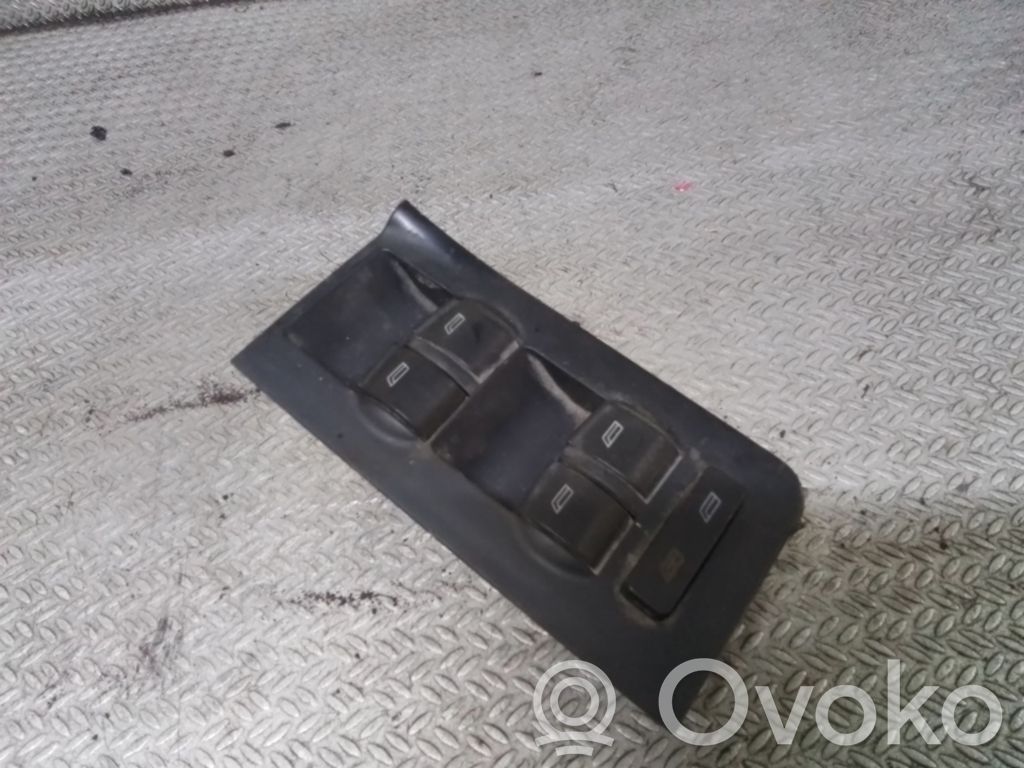 Audi A6 S6 C5 4B Electric window control switch 