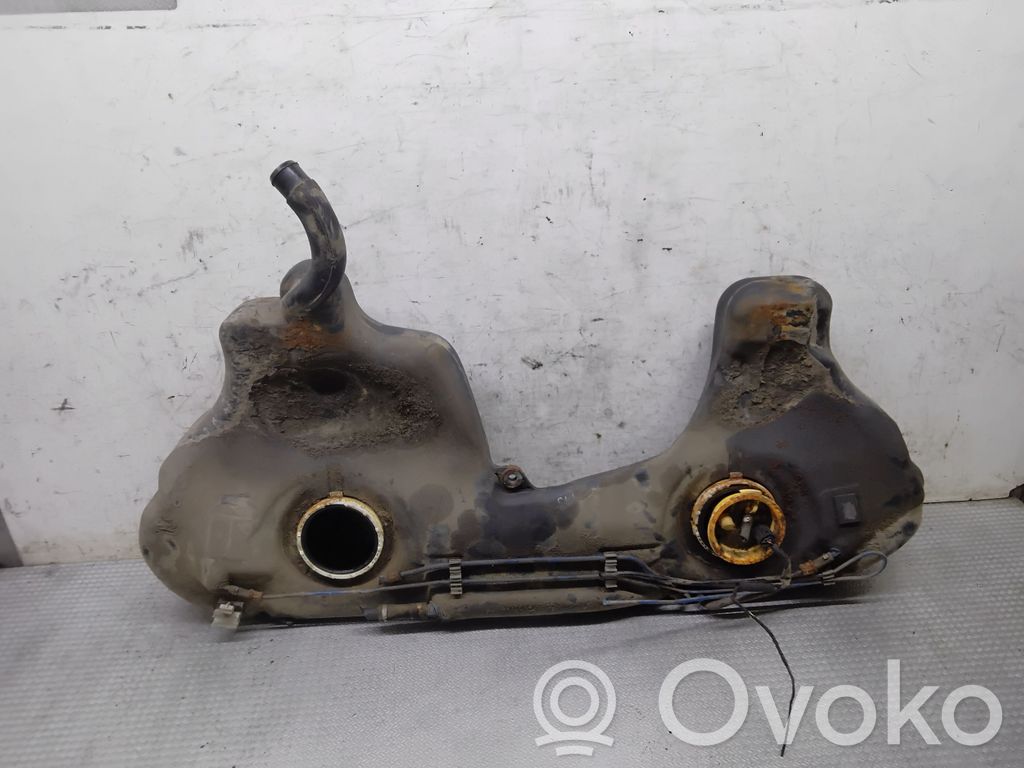 Fuel tank   1184892
