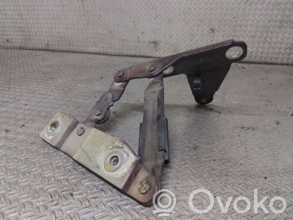 Seat Altea XL Konepellin saranat 