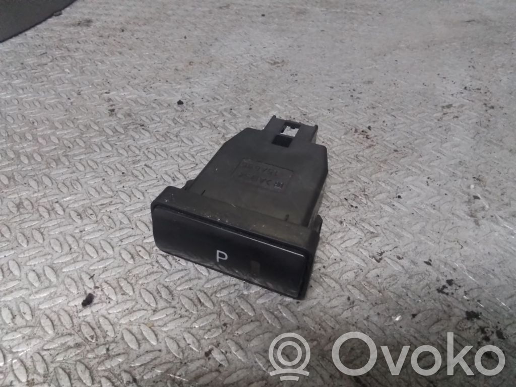 Toyota Prius (XW20) Interruptor del sensor de aparcamiento (PDC) 