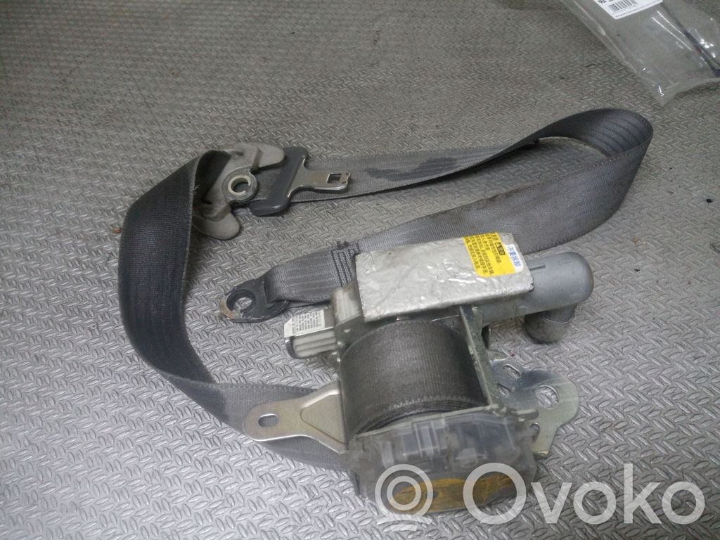 Toyota Prius (XW20) Cinturón delantero 