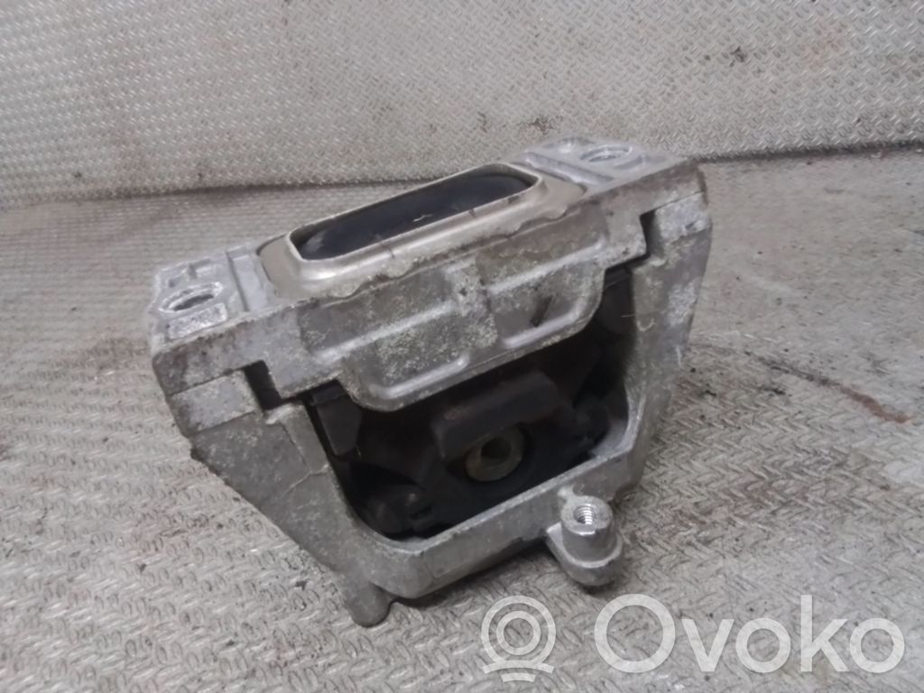 Audi A3 S3 8P Engine mount bracket 