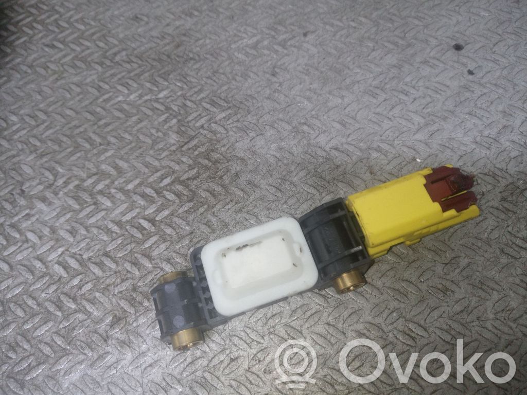 Sensor impacto/accidente para activar Airbag   8E0959643B
