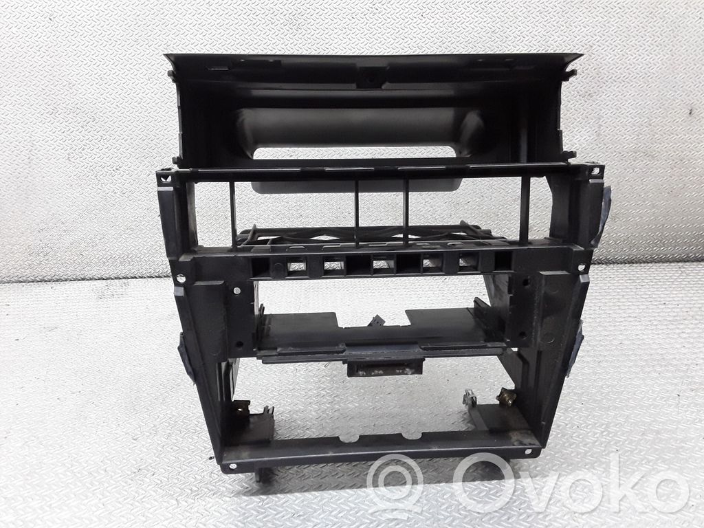 Audi A8 S8 D2 4D Muut kojelaudan osat 