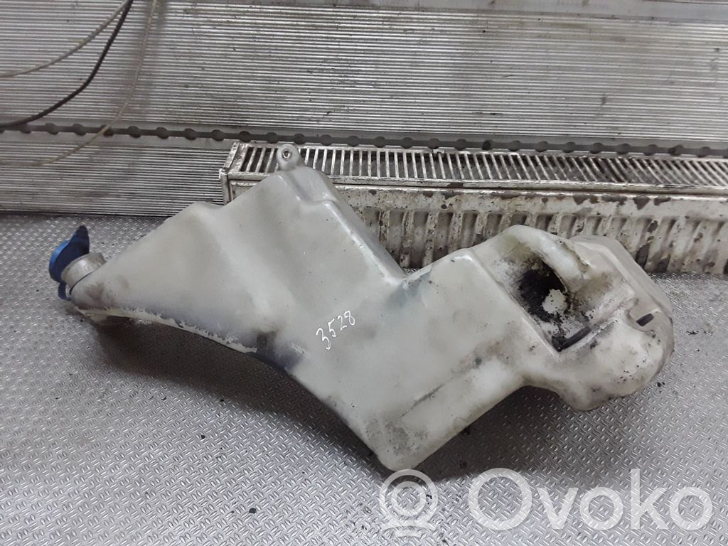 Audi A8 S8 D2 4D Wischwasserbehälter 