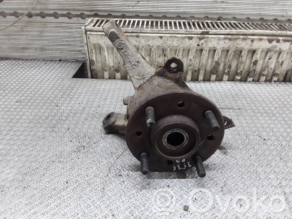Front wheel hub spindle knuckle