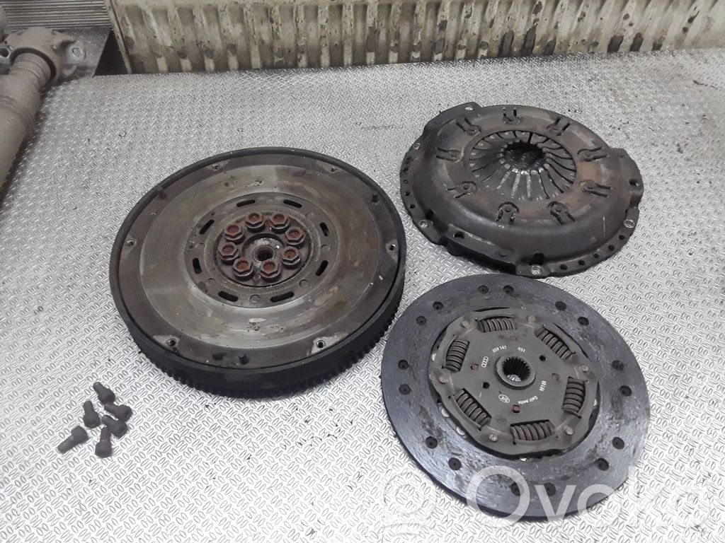 Audi A6 S6 C5 4B Sankabos komplektas 
