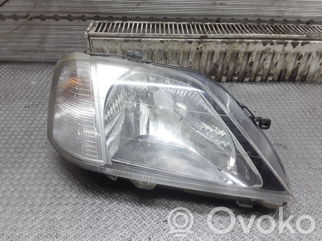 Dacia Logan I Headlight/headlamp 