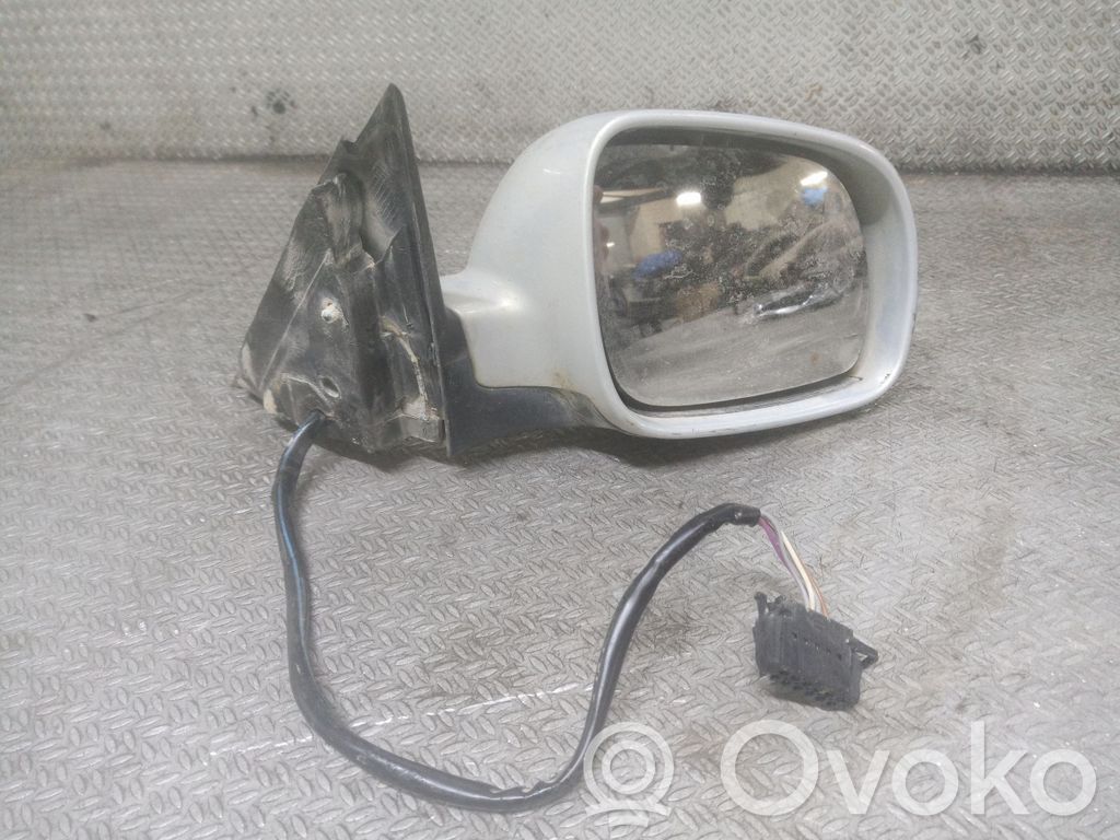 Espejo lateral eléctrico de la puerta delantera   E1020514
