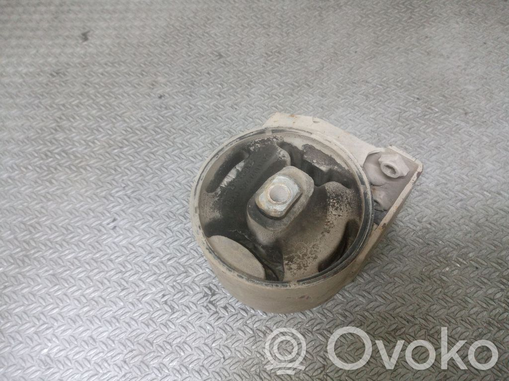 Volkswagen Golf II Engine mount bracket 