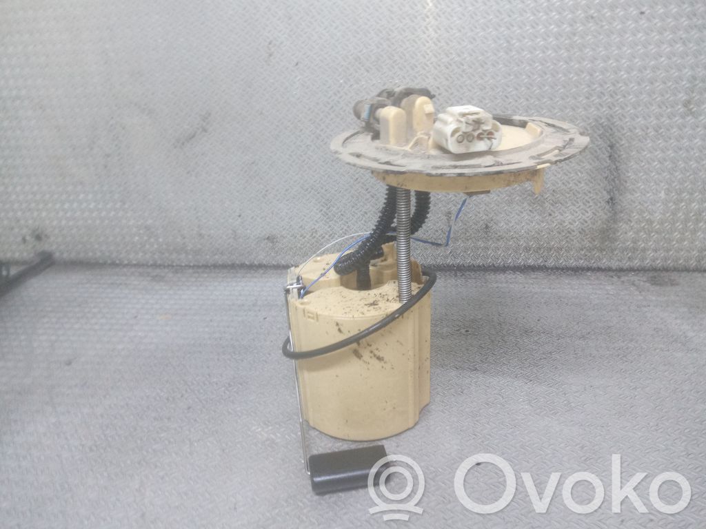 Bomba interna de combustible   13503686,AKK55097