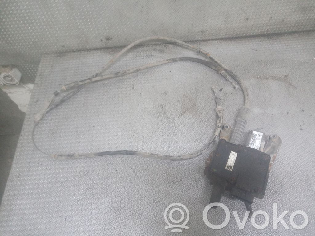 Opel Astra J Module de commande de frein à main 