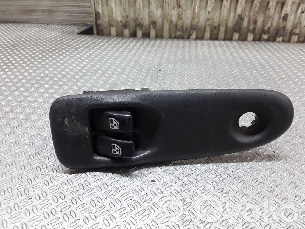 Electric window control switch   10252902