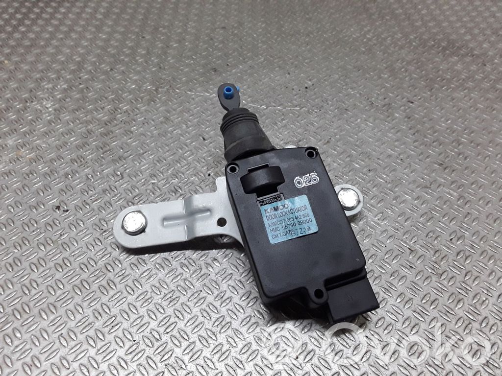 Motor blocare bușon rezervor combustibil   957502B000