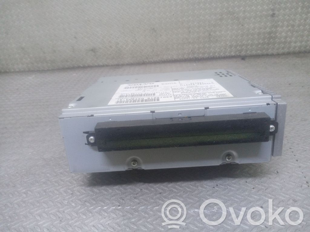 Panel / Radioodtwarzacz CD/DVD/GPS   31260527