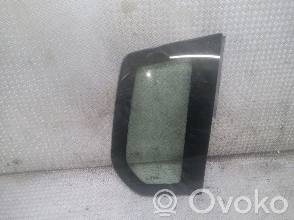 Rear side window