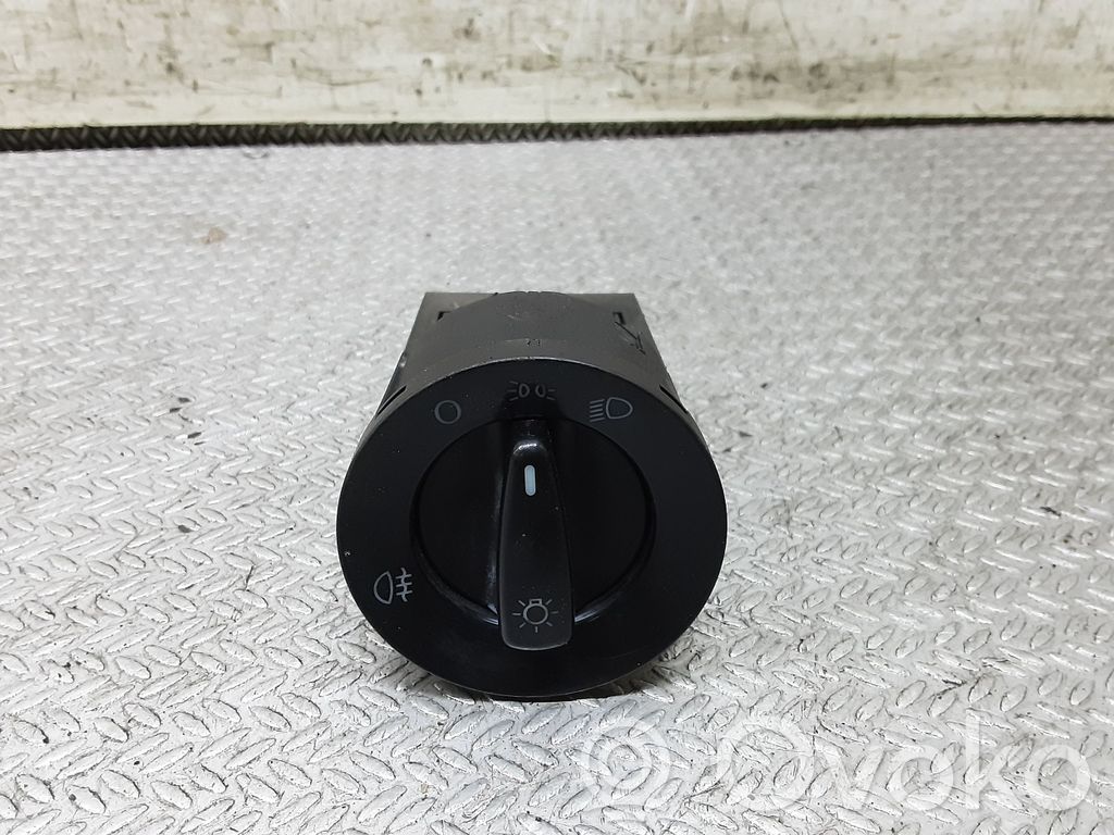 Interruptor de luz   1C0941531