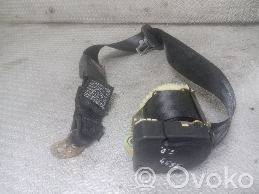 Audi A2 Cinturón trasero 