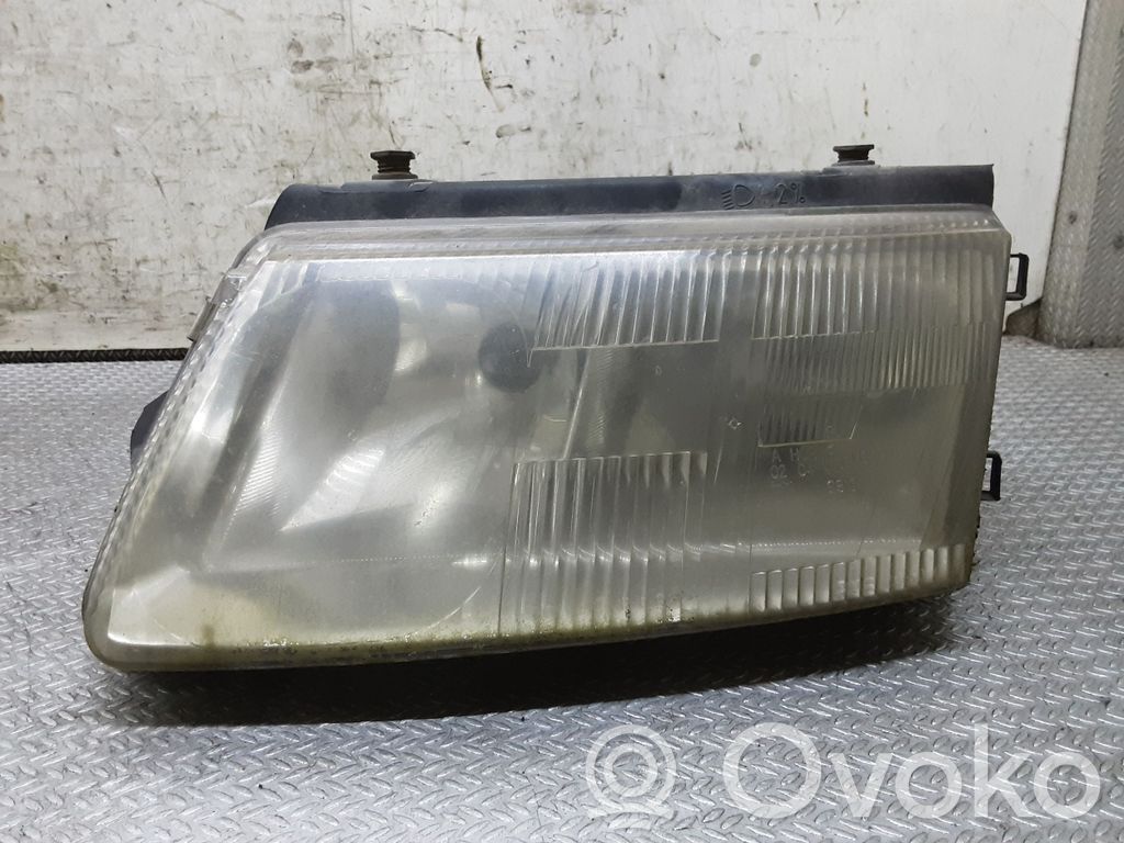 Volkswagen PASSAT B5 Headlight/headlamp 