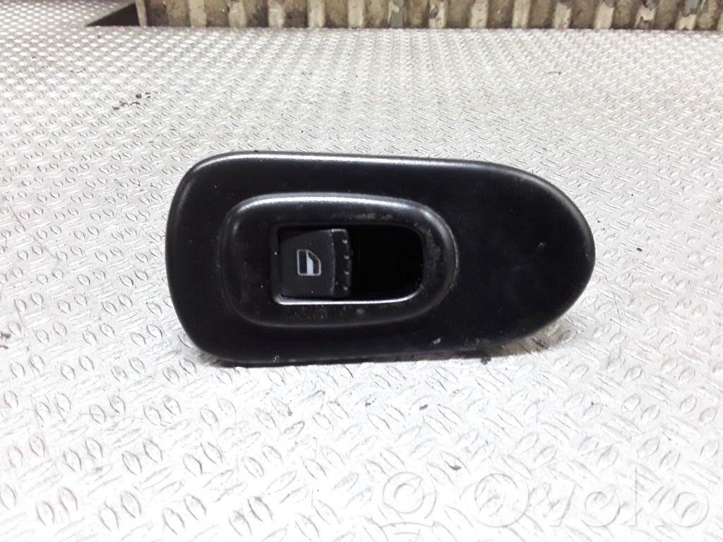Seat Leon (1M) Electric window control switch 