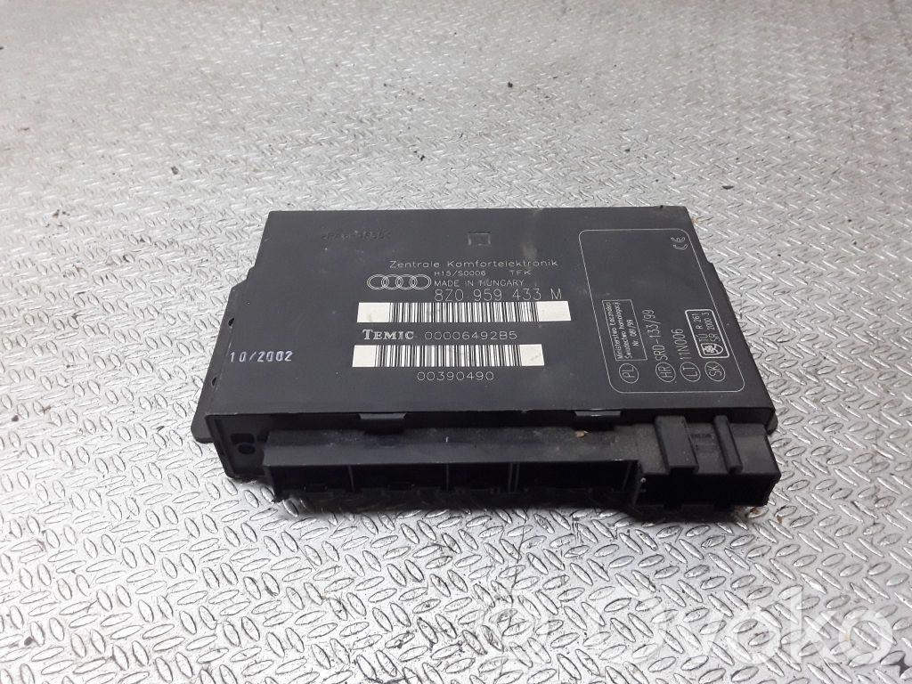 Audi A2 Comfort/convenience module 