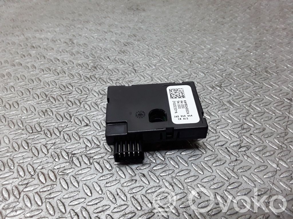 Vairo padėties (kampo) daviklis   1K0959654