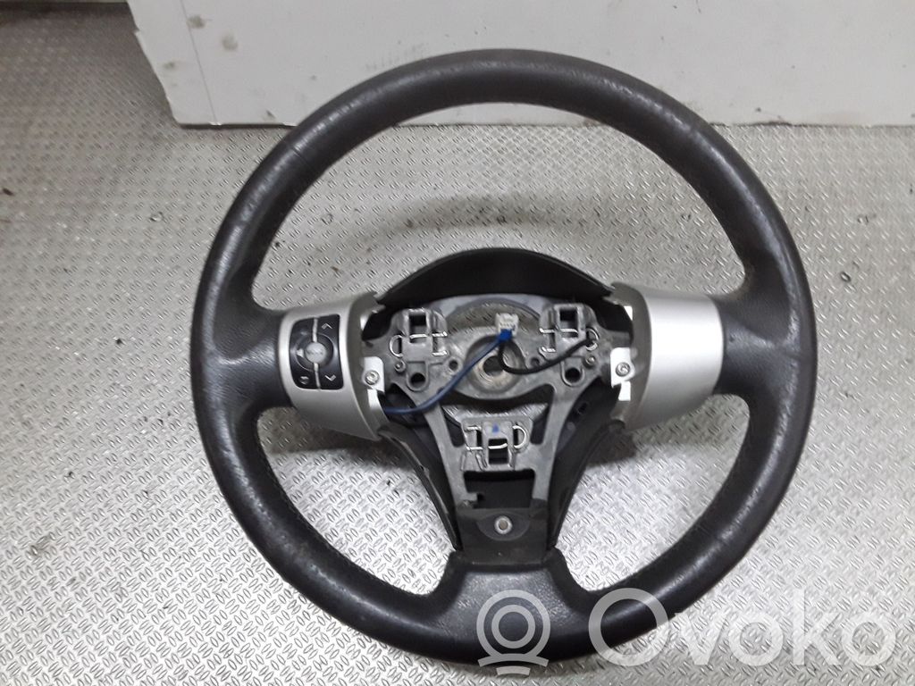 Toyota Yaris Lenkrad 