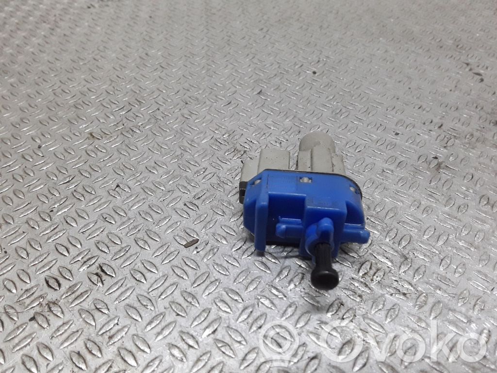 Interruptor sensor del pedal de freno