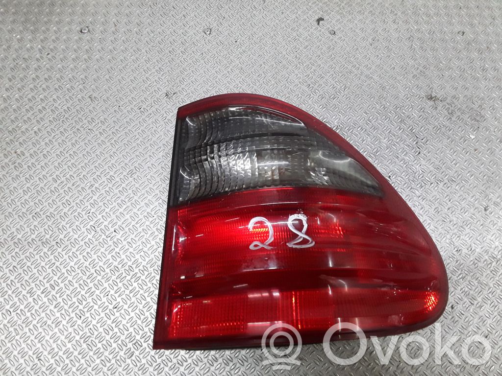 Mercedes-Benz E W210 Takavalot 