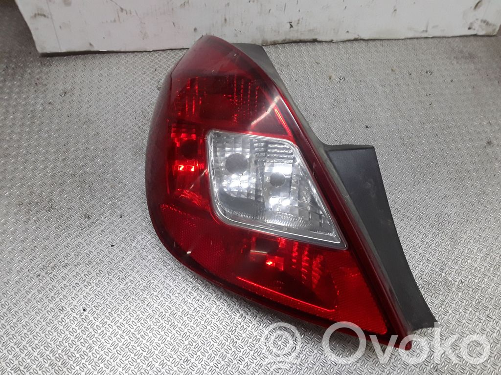 Opel Corsa D Galinis žibintas kėbule 