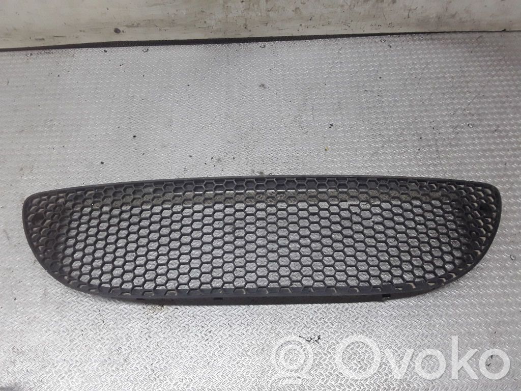 Seat Altea XL Front bumper lower grill 
