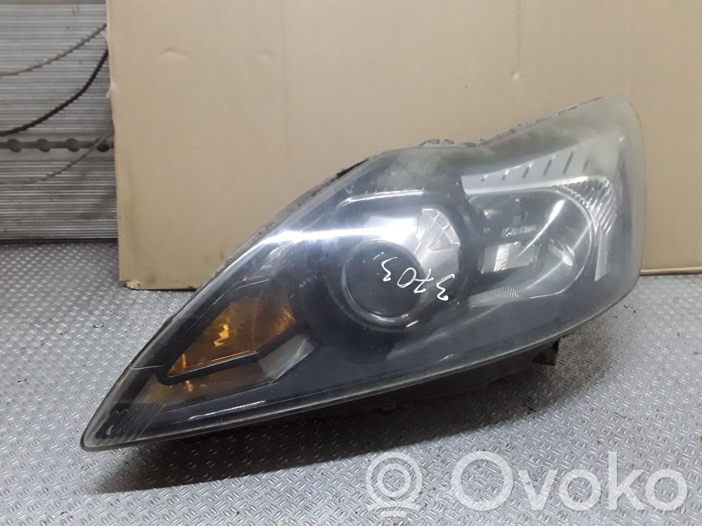 Headlight/headlamp   8M5113D155CD