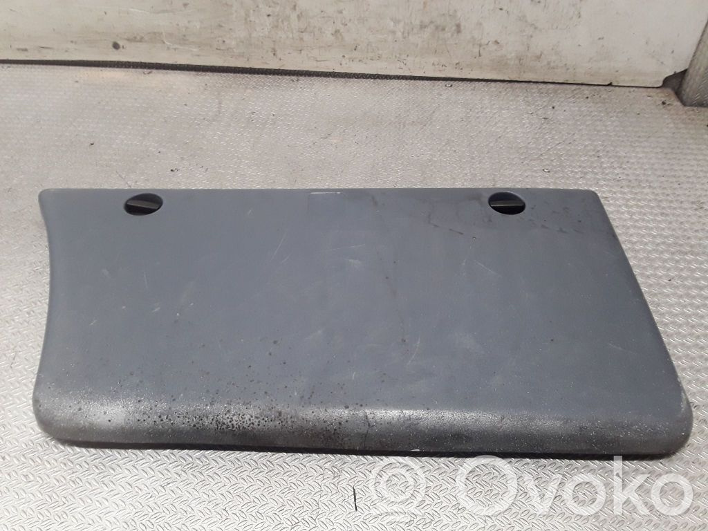 Mercedes-Benz Sprinter W901 W902 W903 W904 Verkleidung Tür vorne 