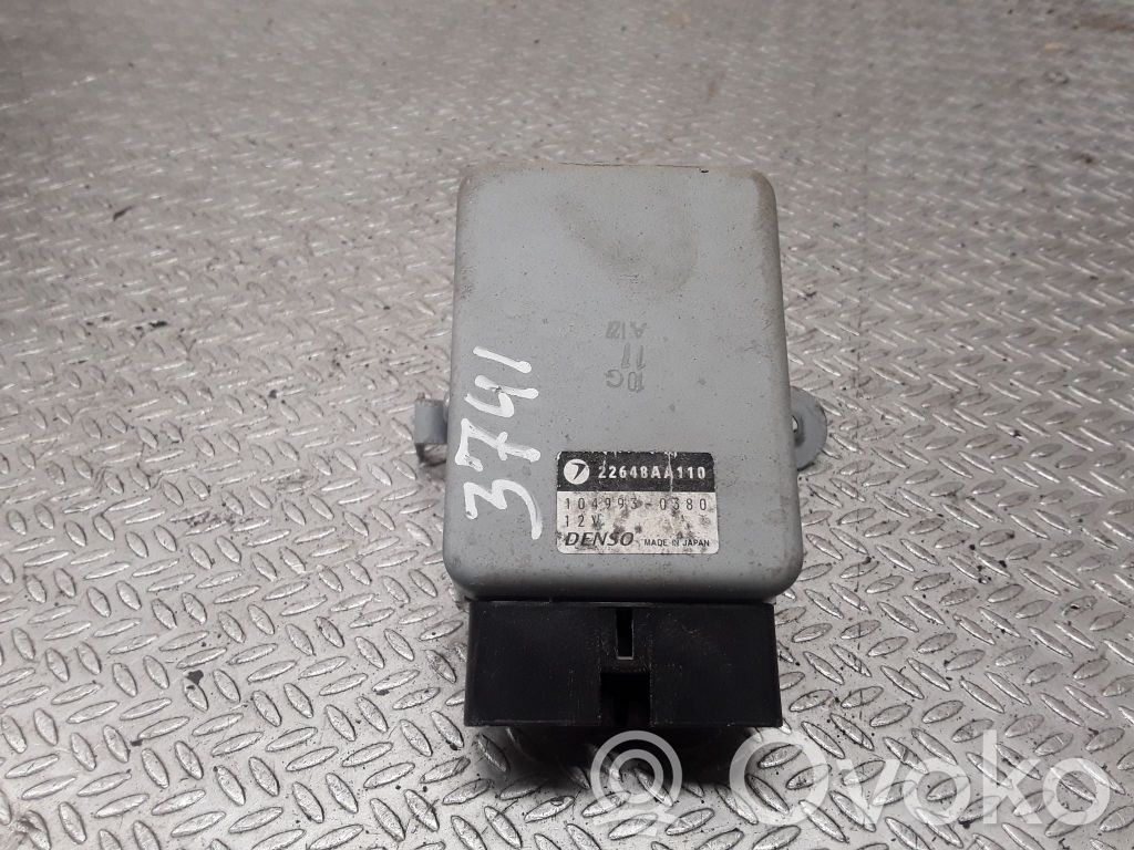 Unidad de control/módulo de la bomba de inyección de combustible   22648AA110