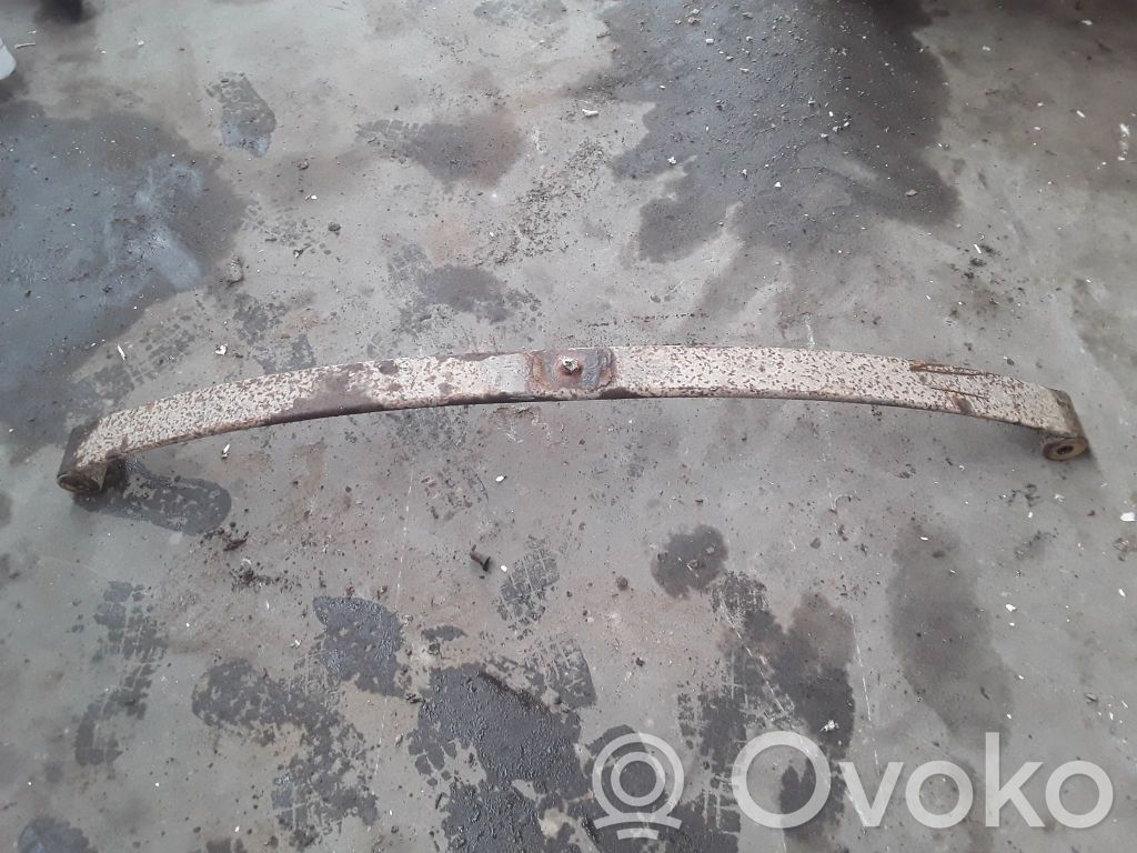 Iveco Daily 30.8 - 9 Foaie arc spate 