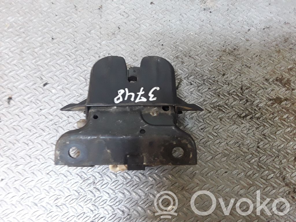 Audi A4 S4 B5 8D Tailgate/trunk/boot lock/catch/latch 